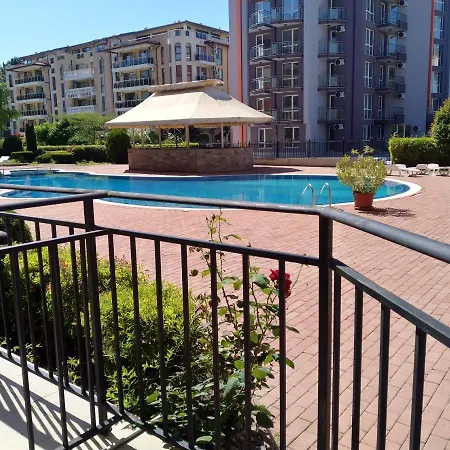 сънсет бийч 3 Apartmán