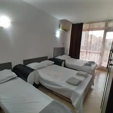 сънсет бийч 3 Apartament *